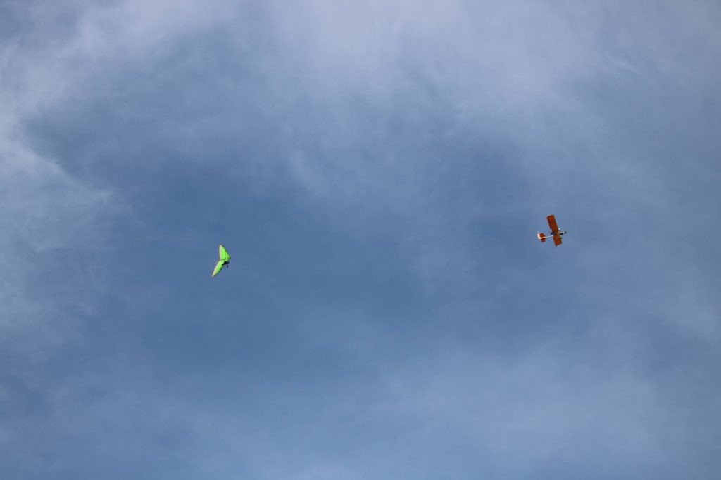 Hang Gliding in New Hampshire - Go Beyond The Fence